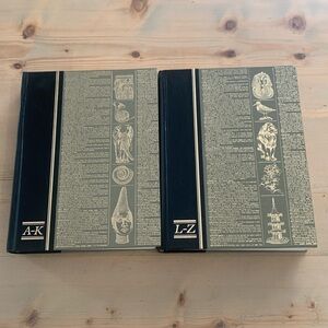 Readers Digest Illustrated Encyclopedia A-Z Dictionary Set 1 & 2 Hardcover